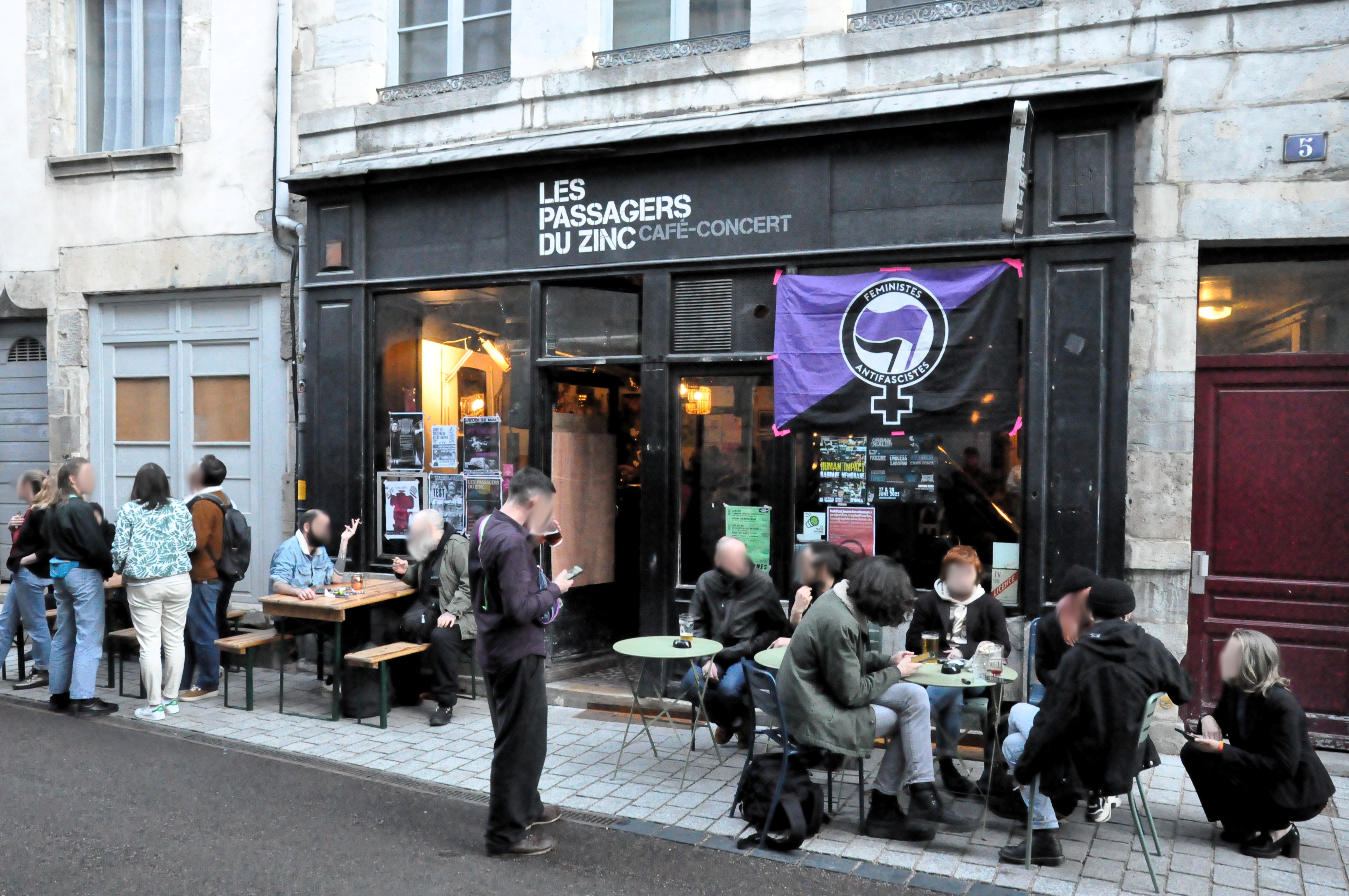La soirée de soutien à « l’antifa fest » fait le plein