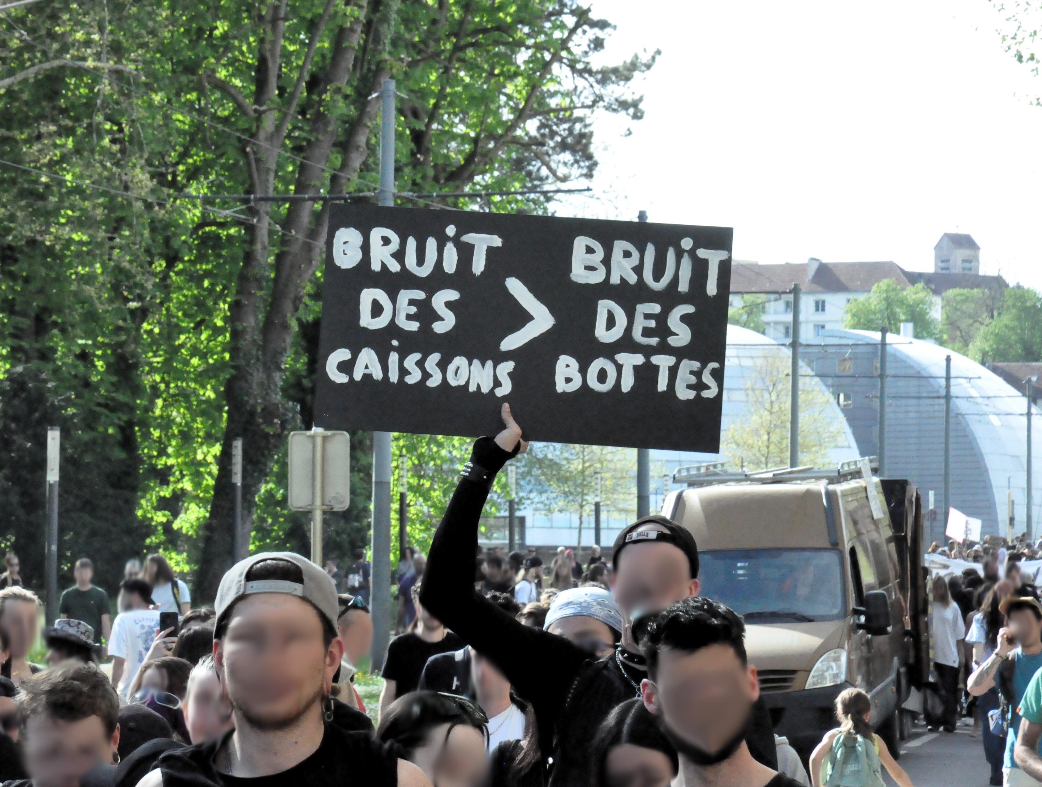 En Franche-Comté, une frénésie répressive contre les « free-parties » ?