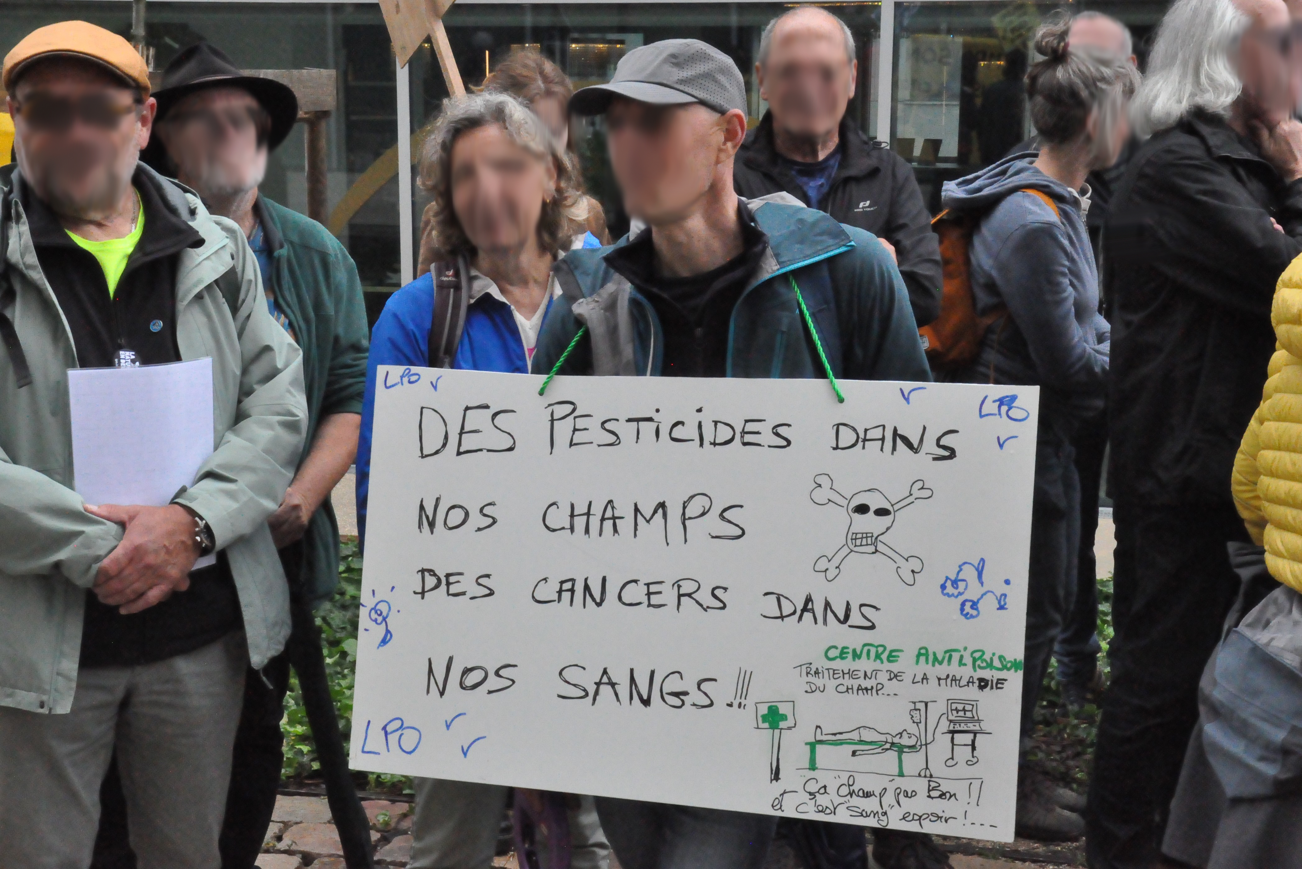 Avec le passage en force de la loi Duplomb, les inquiétudes s’expriment à Besançon