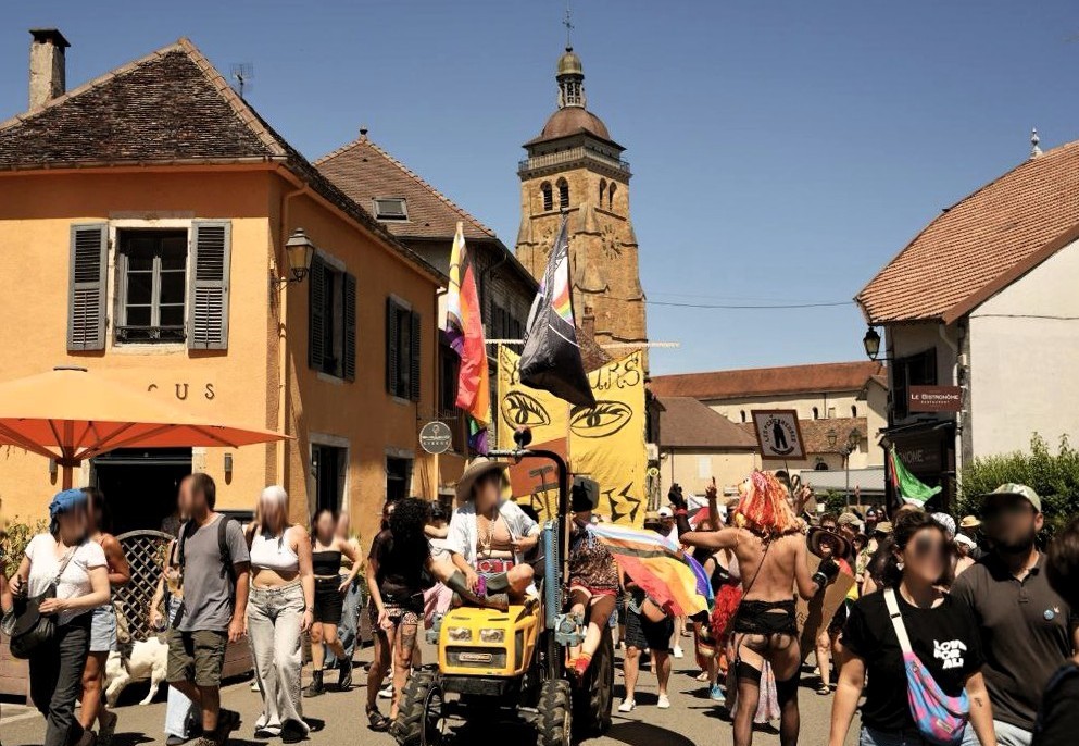 Belfort, Lons, Arbois… en Franche-Comté, les villes moyennes et rurales à l’heure des fiertés